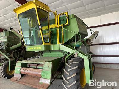 1967 John Deere 105 Combine