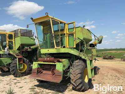 1969 John Deere 105 Combine