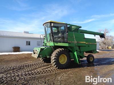1983 John Deere 6620 Turbo 2WD Combine