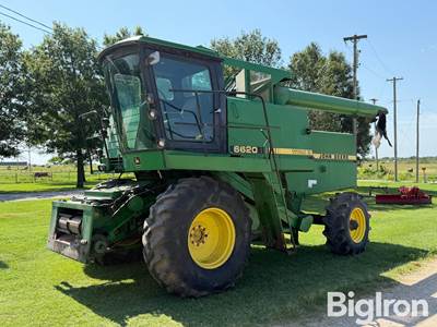 1985 John Deere 6620 Titan II Combine