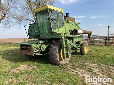 1978 John Deere 7700 4WD Combine