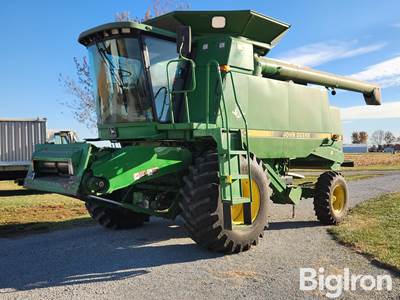 1997 John Deere 9500 2WD Combine
