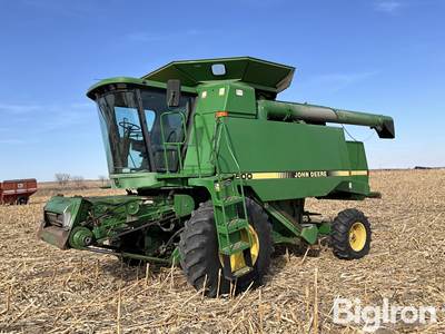John Deere 9500 2WD Combine