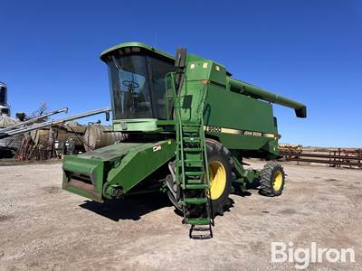 1993 John Deere 9500 2WD Combine