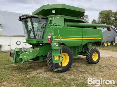2009 John Deere 9570 STS Combine