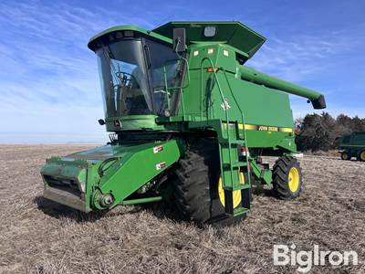 John Deere 9600 2WD Combine