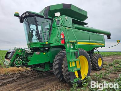 2007 John Deere 9660 STS 2WD Combine