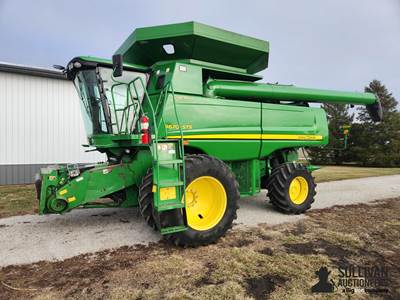 2008 John Deere 9670 STS 2WD Combine