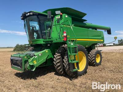 2009 John Deere 9670 STS 2WD Combine