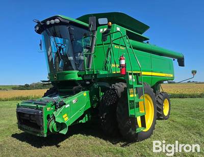 2010 John Deere 9670 STS Combine
