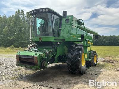 John Deere 9770 Combine