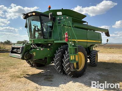2009 John Deere 9770 STS 2WD Combine