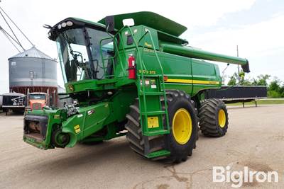 John Deere 9870 STS Combine