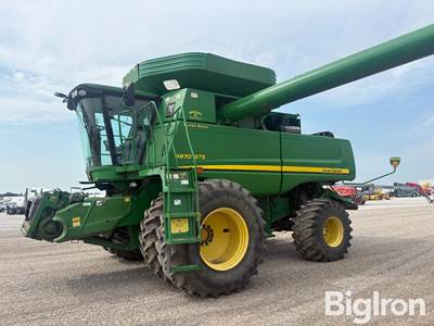 2009 John Deere 9870 STS 4WD Combine