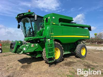 2012 John Deere S550 Combine