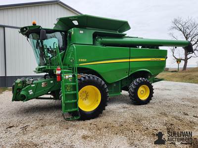 2012 John Deere S660 2WD Combine