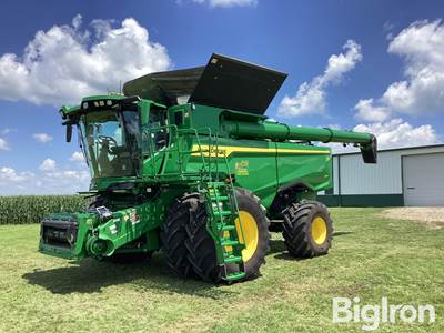 2025 John Deere S7 700 4X4 Combine