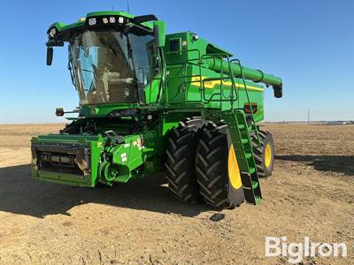 2025 John Deere S7 800 2WD Combine