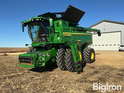 2025 John Deere S7 800 2WD Combine