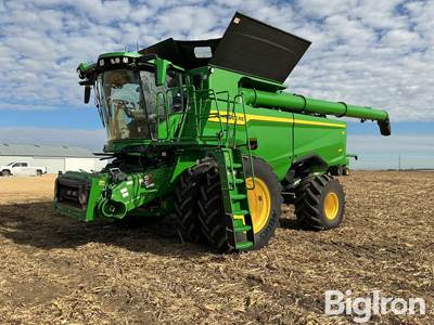 2025 John Deere S7 800 2WD Combine