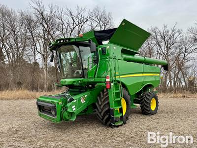 2018 John Deere S760 STS 2WD Combine
