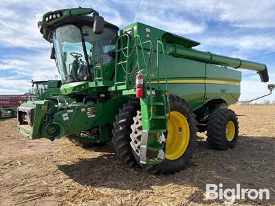 2021 John Deere S770 4WD Combine