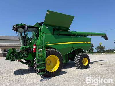 2023 John Deere S770 4WD Combine
