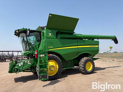 2024 John Deere S770 2WD Combine