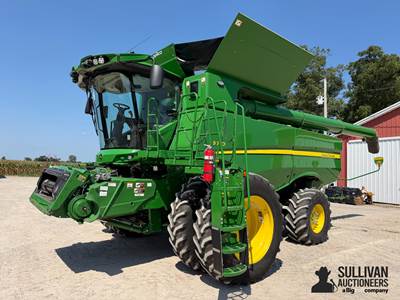 2022 John Deere S770 4WD Combine
