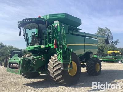 2020 John Deere S770 Hillco Sidehill 4WD Combine