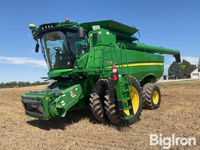 2018 John Deere S770 STS Combine