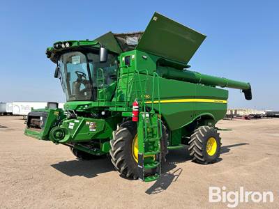 2024 John Deere S780 2WD Combine