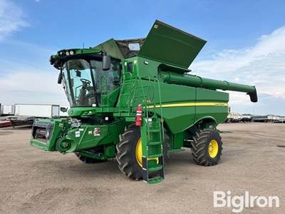 2023 John Deere S780 2WD Combine