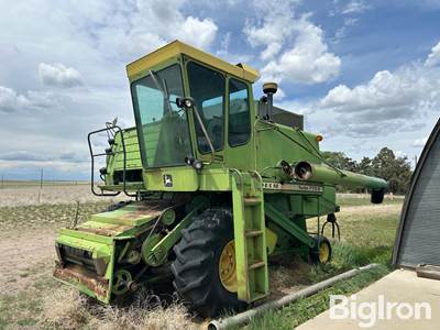 1976 John Deere Turbo 7700 Combine