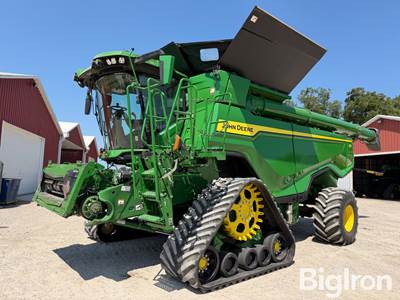 2023 John Deere X9 1000 Track 4WD Combine