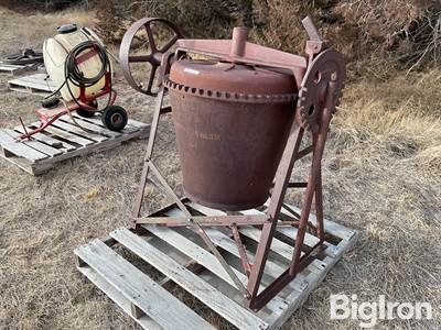 1952 New Holland Cement Mixer