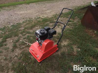 Central Machinery Vibrating Plate Packer 179CC Gas Engine Pull Start