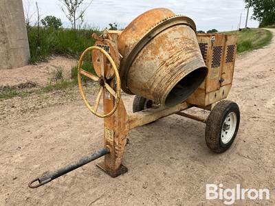 Stow CM9H Portable Cement/Mortar Mixer, Honda GX240, 9 Cu Ft