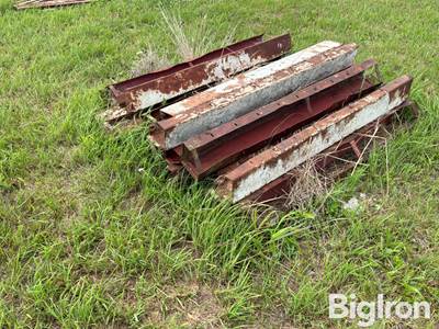 Used Symons 5' Inside Corners, 15 Pcs