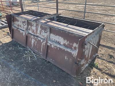 Concrete Bunk Form, 8' Long, 24" Back / 16" Front