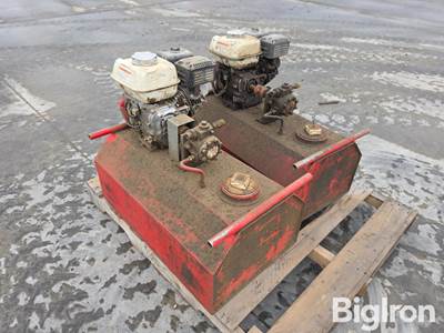 Concrete Form Oil Pumps with Honda GX120 Engines, 30" x 18"