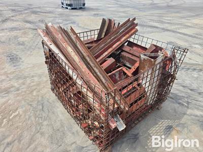Concrete Form Parts Wire Mesh Crate with Inside/Outside Corners and Wall Ties
