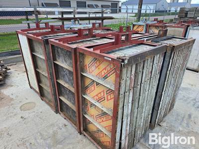 Concrete Wall Forms 4' x 2' x 2 1/2" Thick, Qty 96