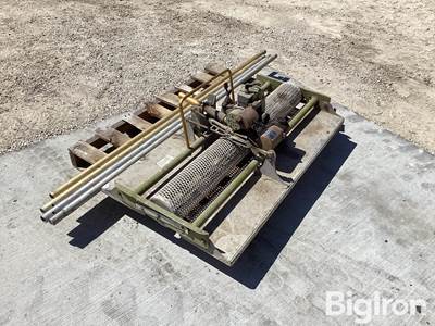 Vibrating Concrete Float