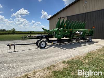 John Deere 612C Corn Head & Duo Lift DL27 Header Trailer