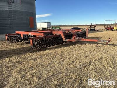 Farmhand CM 41 18’ Cultipacker/Roller Harrow