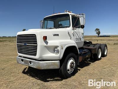 1987 Ford L9000 T/A Truck Tractor