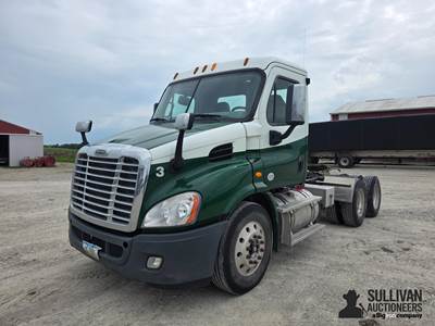 2013 Freightliner Cascadia 113 Truck Tractor