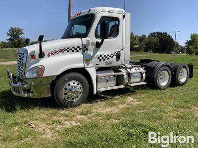 2012 Freightliner Cascadia 125 T/A Truck Tractor