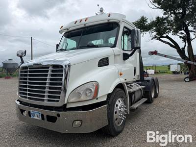 2012 Freightliner Cascadia T/A Truck Tractor